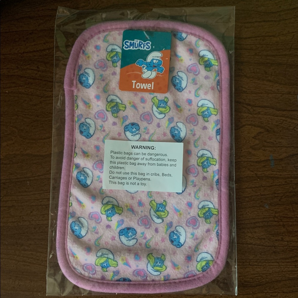 NWT The Smurfs Pink Towel